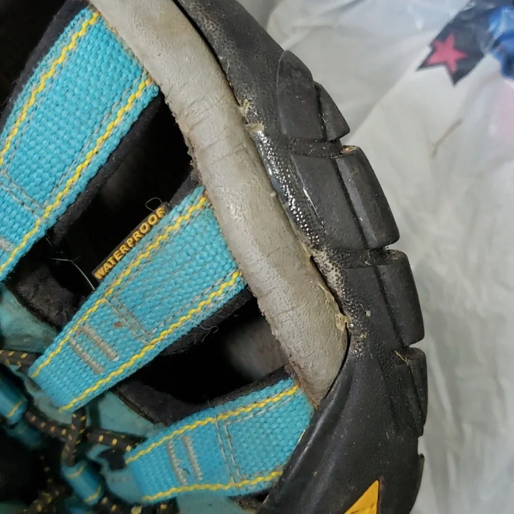 Keen Waterproof Sandals - Picture 4 of 7